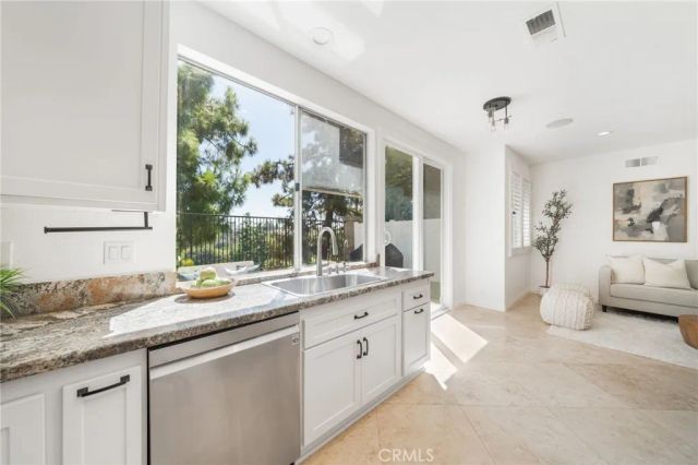 84 Hawaii Drive, Aliso Viejo, CA 92656