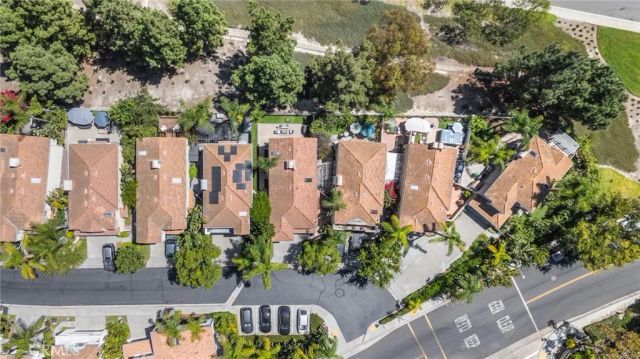 84 Hawaii Drive, Aliso Viejo, CA 92656