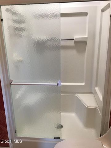 9 Laurel Drive, Colonie, NY 12211