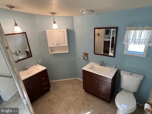 21 S GREEN ACRES CIR, Akron, PA 17501
