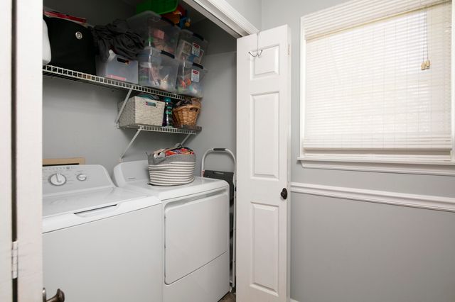 220 Blackhawk Circle, Versailles, KY 40383