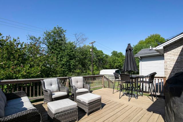 220 Blackhawk Circle, Versailles, KY 40383
