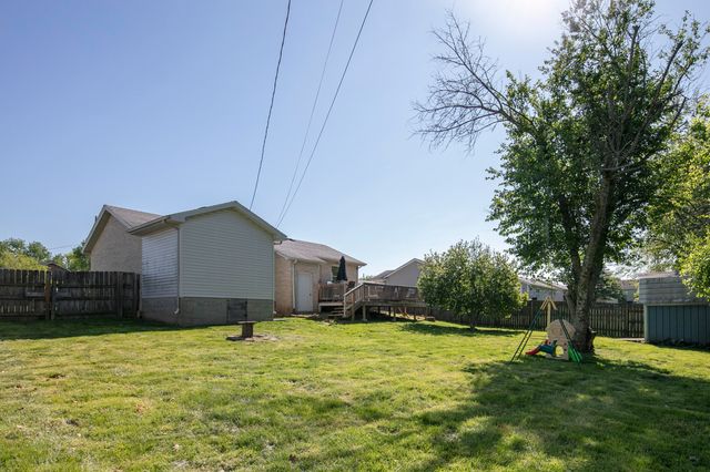 220 Blackhawk Circle, Versailles, KY 40383