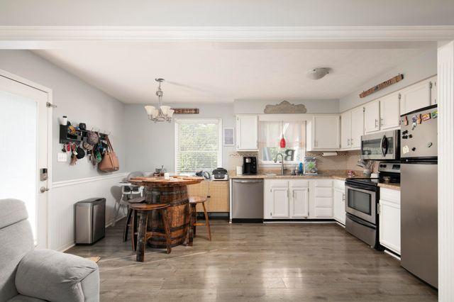 220 Blackhawk Circle, Versailles, KY 40383