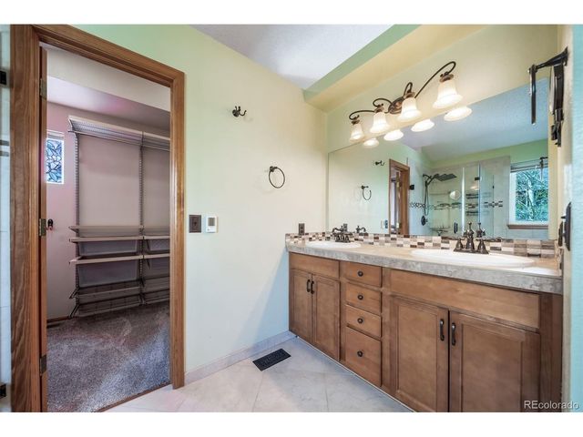 11217 Vilas St, Parker, CO 80134
