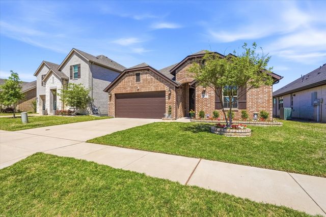 813 Mildren Lane, Fate, TX 75087