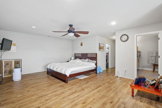 3166 Juniper Ridge Drive B, Medford, OR 97504