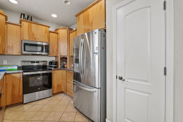 3166 Juniper Ridge Drive B, Medford, OR 97504