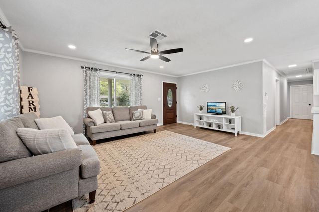 16746 Main Street, Splendora, TX 77372