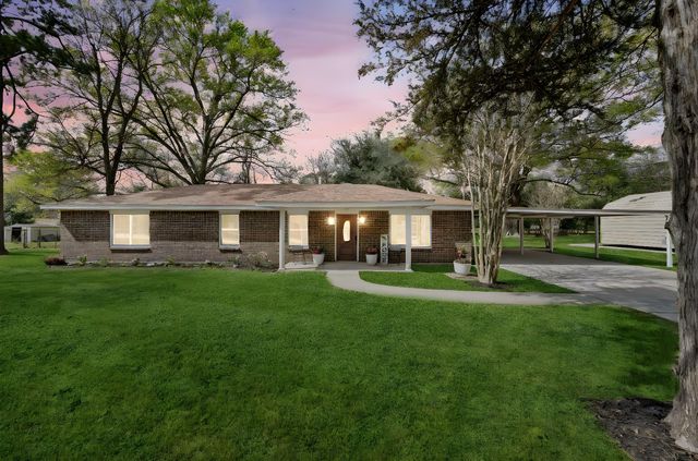 16746 Main Street, Splendora, TX 77372