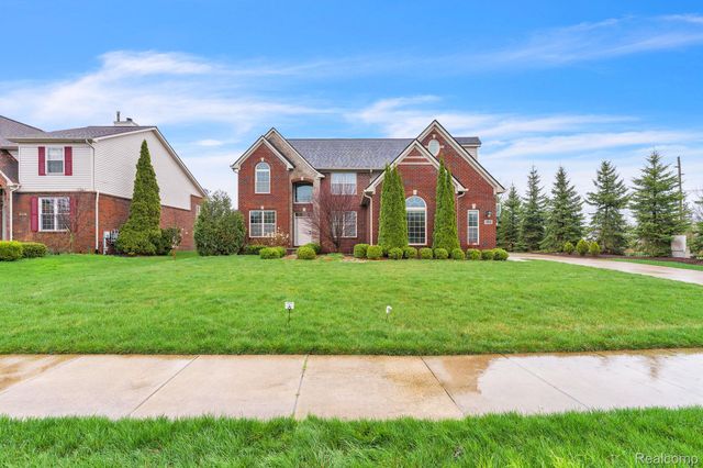 1002 Carriage Trace Boulevard, Southfield Township, MI 48178