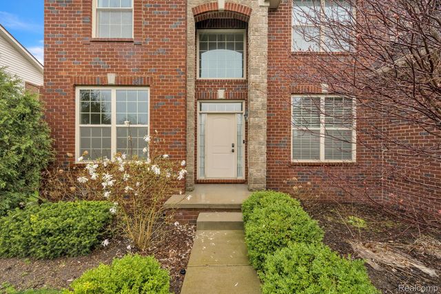 1002 Carriage Trace Boulevard, Southfield Township, MI 48178