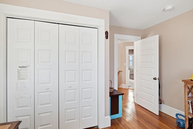 24 Billings St, Chicopee, MA 01013