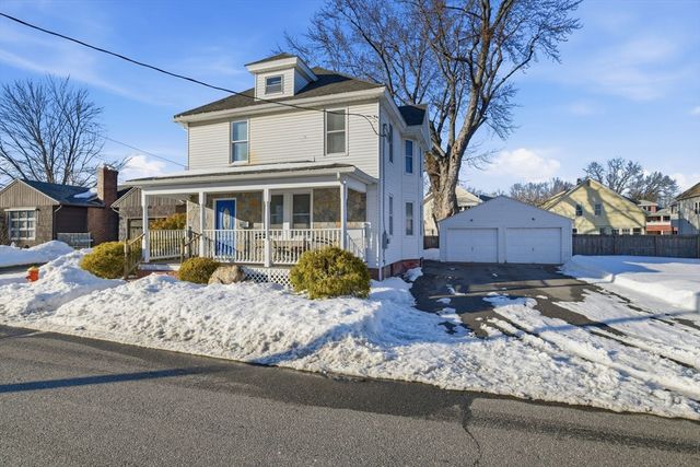 24 Billings St, Chicopee, MA 01013