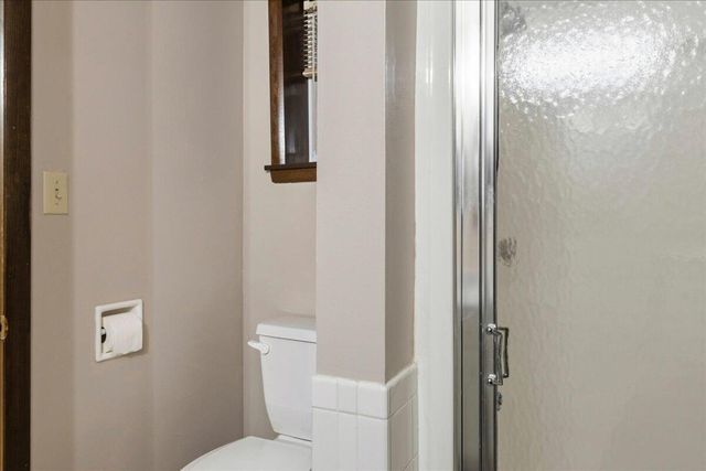 4715 S Wildwood Drive, Springfield, MO 65810