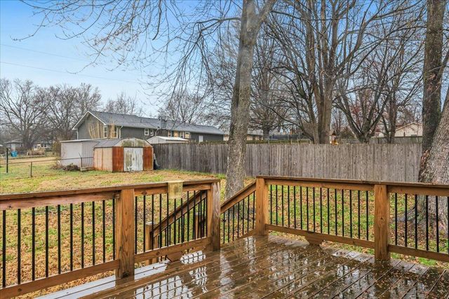 4715 S Wildwood Drive, Springfield, MO 65810