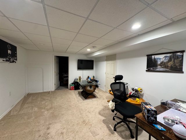 1022 Lois Lane, Waterloo, IA 50702