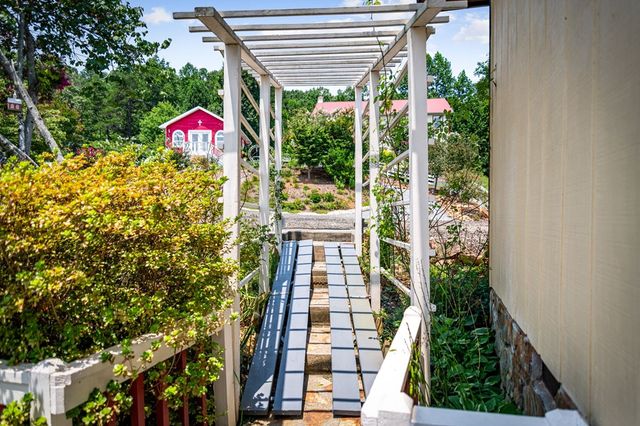 90 Fox Run, Blue Ridge, GA 30513