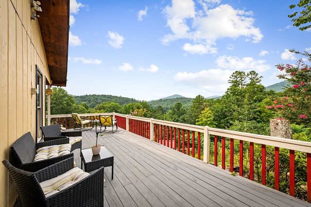 90 Fox Run, Blue Ridge, GA 30513