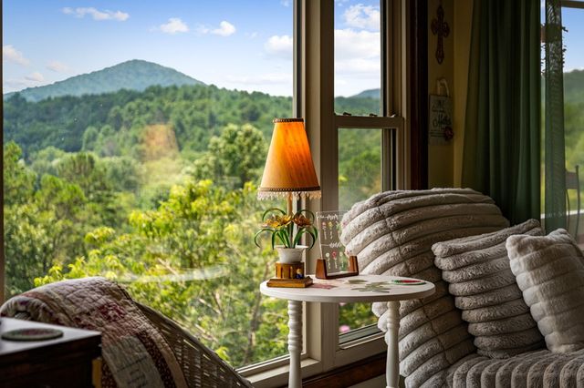 90 Fox Run, Blue Ridge, GA 30513