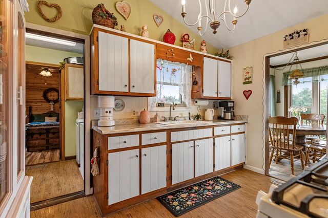 90 Fox Run, Blue Ridge, GA 30513