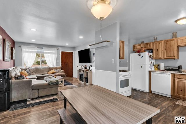 3 MacArthur Rd, Pueblo, CO 81001