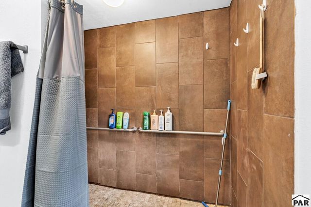 3 MacArthur Rd, Pueblo, CO 81001