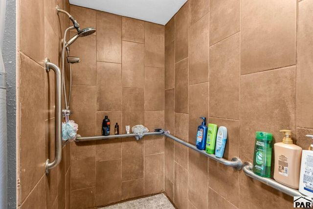 3 MacArthur Rd, Pueblo, CO 81001