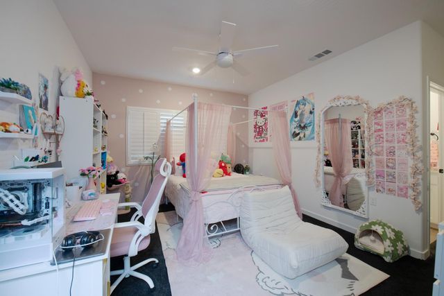 1280 Bloom Avenue, Clovis, CA 93619