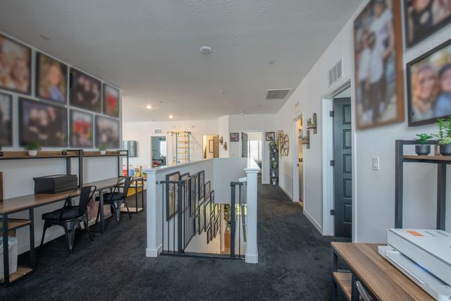 1280 Bloom Avenue, Clovis, CA 93619