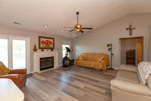 552 Nicole Boulevard, Avon, IN 46123