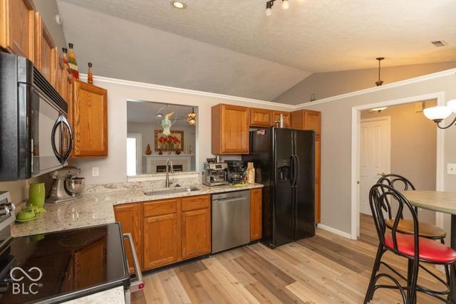 552 Nicole Boulevard, Avon, IN 46123