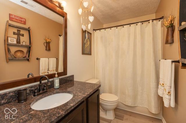 552 Nicole Boulevard, Avon, IN 46123