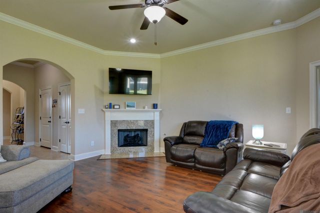 42124 Eagles Eye St, Prairieville, LA 70769