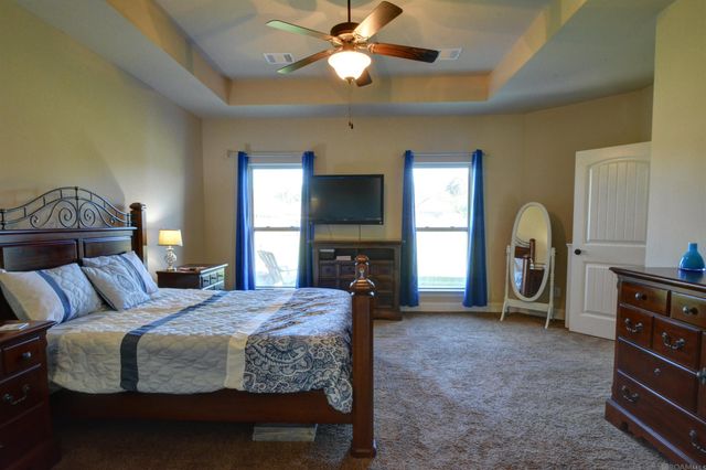 42124 Eagles Eye St, Prairieville, LA 70769