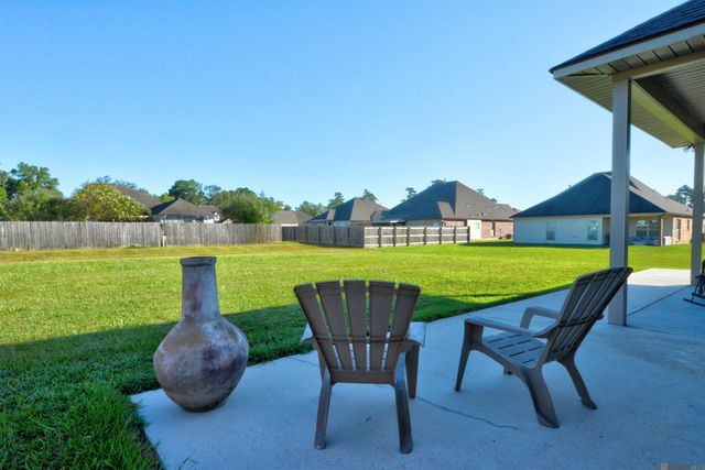 42124 Eagles Eye St, Prairieville, LA 70769