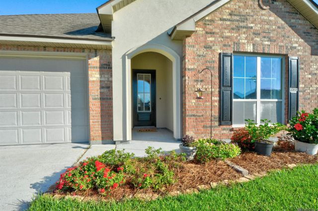 42124 Eagles Eye St, Prairieville, LA 70769