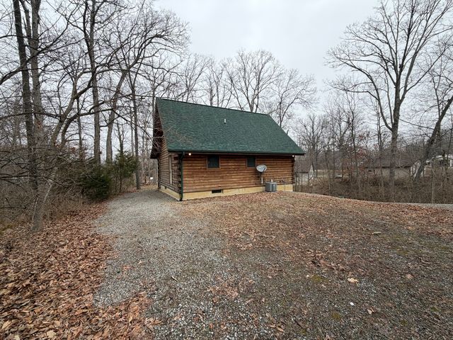 2226 Chesapeake Lane, Centralia, IL 62801