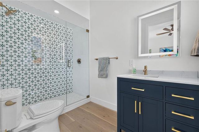 1272 Par View DR, Sanibel, FL 33957