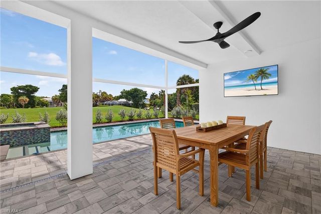 1272 Par View DR, Sanibel, FL 33957