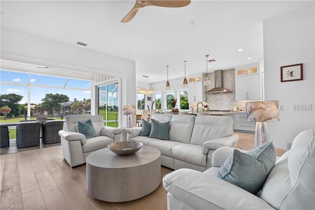 1272 Par View DR, Sanibel, FL 33957