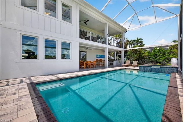 1272 Par View DR, Sanibel, FL 33957