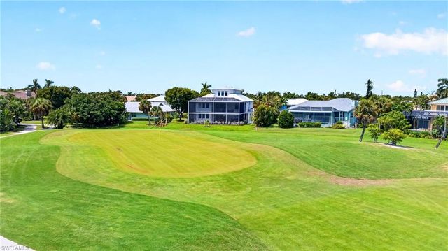 1272 Par View DR, Sanibel, FL 33957