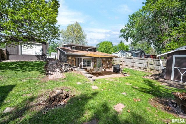 1918 E PRINCETON Street, Peoria, IL 61614