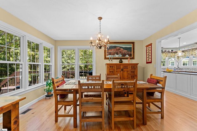 432 Thorn Meadow Lane, Boiling Springs, SC 29316