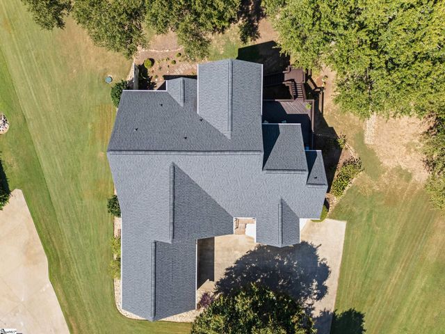 432 Thorn Meadow Lane, Boiling Springs, SC 29316