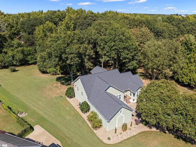432 Thorn Meadow Lane, Boiling Springs, SC 29316