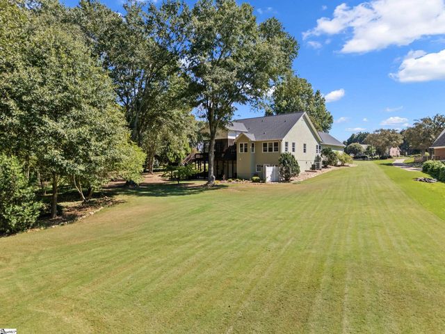432 Thorn Meadow Lane, Boiling Springs, SC 29316