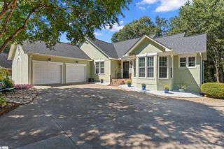 432 Thorn Meadow Lane, Boiling Springs, SC 29316