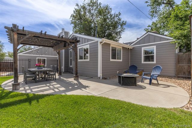 6405 W 45th Avenue, Wheat Ridge, CO 80033